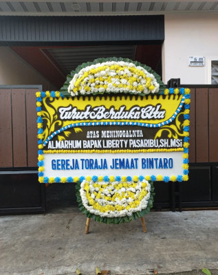 Papan Bunga Duka di Bendahara